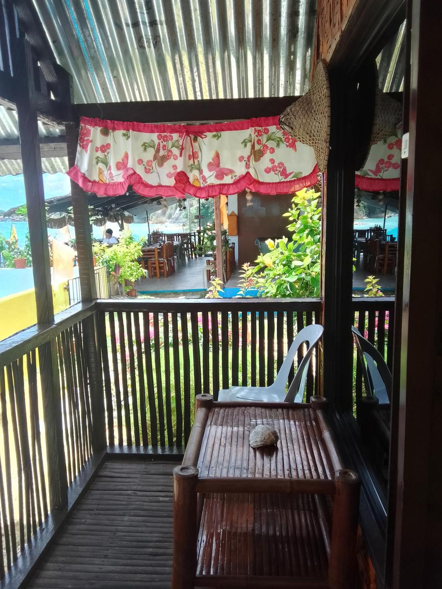แบมบู บีชเฮาส์ Hotel Alegria  ภายนอก รูปภาพ